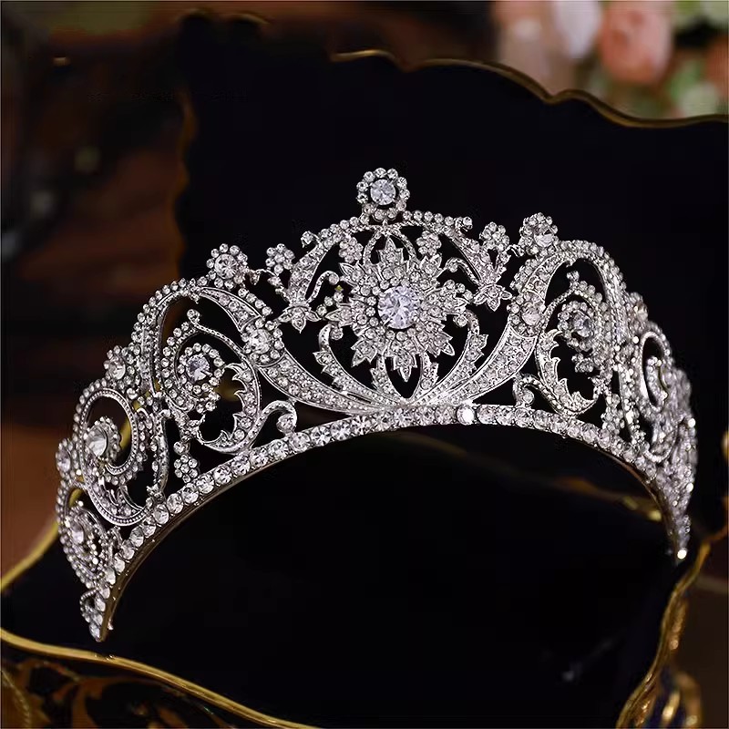女性のためのキュービックジルコニアの王冠,クイーンの王女の帽 - Women Jewelry Accessories For Black Dress のレビューと価格