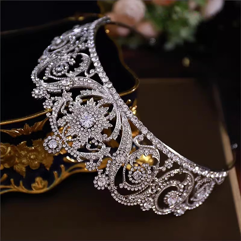 女性のためのキュービックジルコニアの王冠,クイーンの王女の帽 - Women Jewelry Accessories For Black Dress のレビューと価格